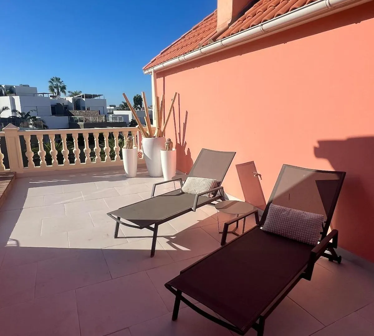 Spacious Villa 500 M From The Sea! Playa Del Duque Costa Adeje  0*, Costa Adeje (Tenerife)