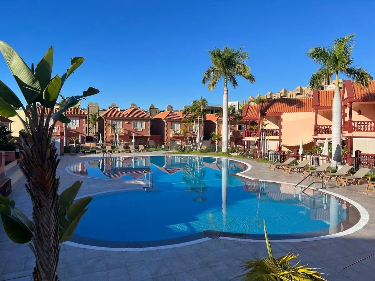 Spacious Villa 500 M From The Sea! Playa Del Duque Costa Adeje  Costa Adeje (Tenerife)