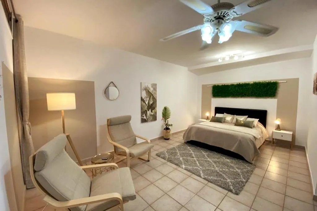 אדחה Spacious Villa 500 M From The Sea! Playa Del Duque בית נופש