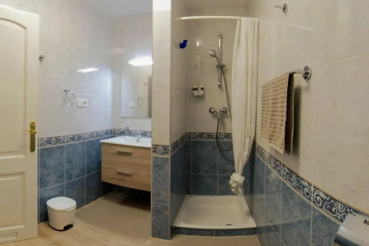 אדחה Spacious Villa 500 M From The Sea! Playa Del Duque 0*,