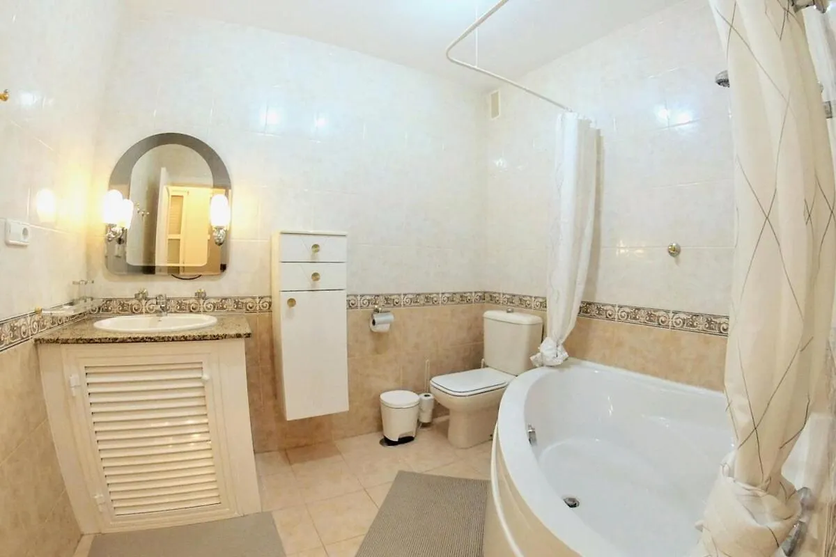 אדחה Spacious Villa 500 M From The Sea! Playa Del Duque
