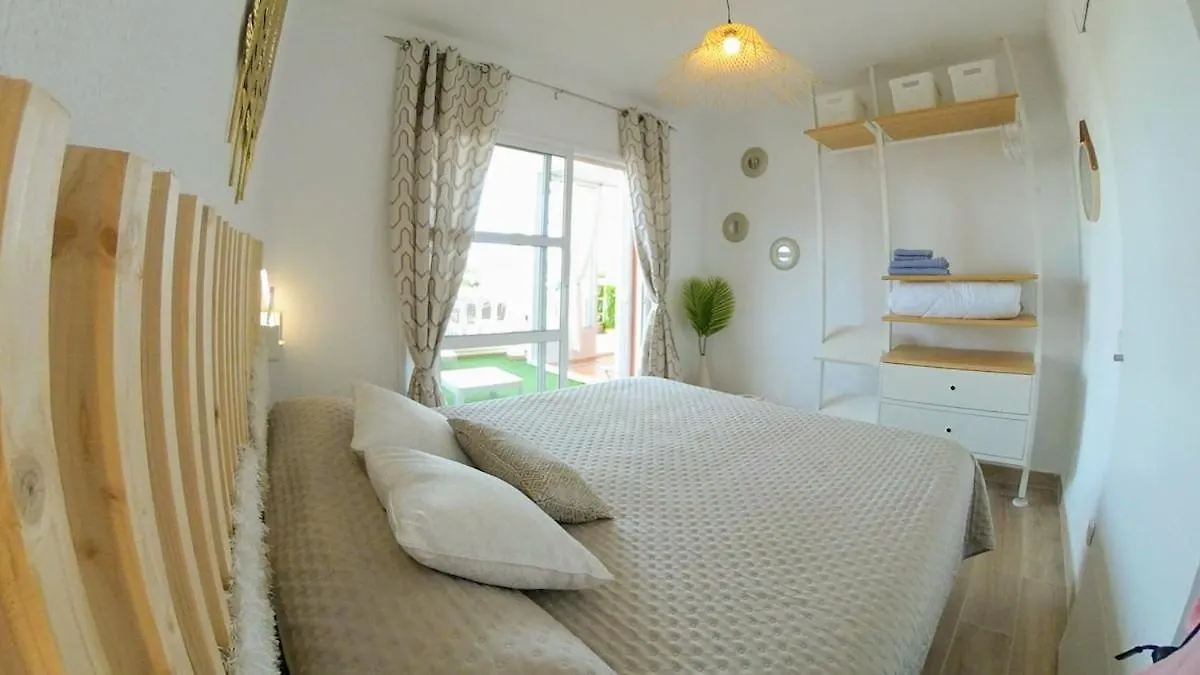 בית נופש אדחה Spacious Villa 500 M From The Sea! Playa Del Duque