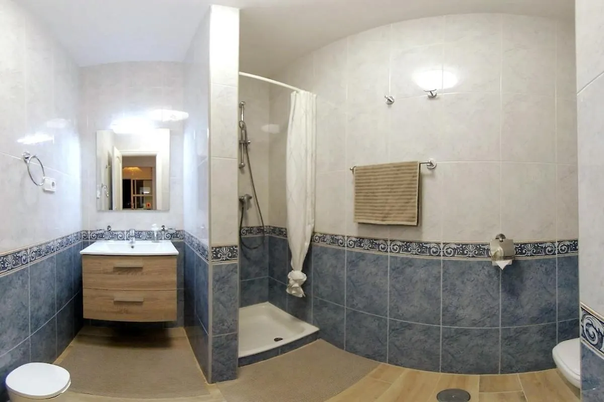 Spacious Villa 500 M From The Sea! Playa Del Duque Costa Adeje  0*, Costa Adeje (Tenerife)