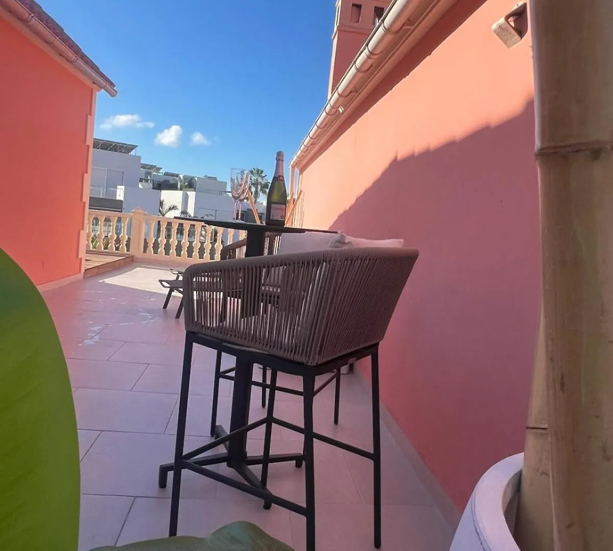 Spacious Villa 500 M From The Sea! Playa Del Duque Costa Adeje  0*, Costa Adeje (Tenerife)